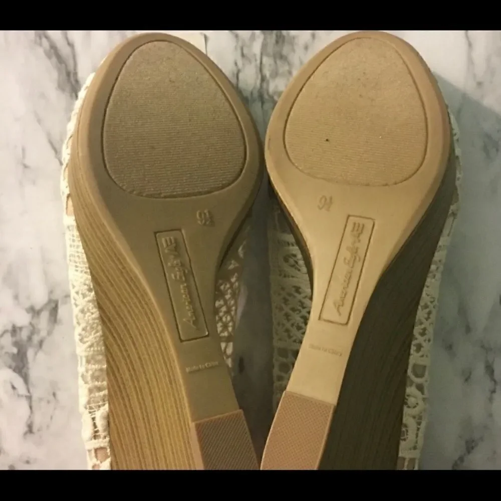 American Eagle Outfitters women’s ameican