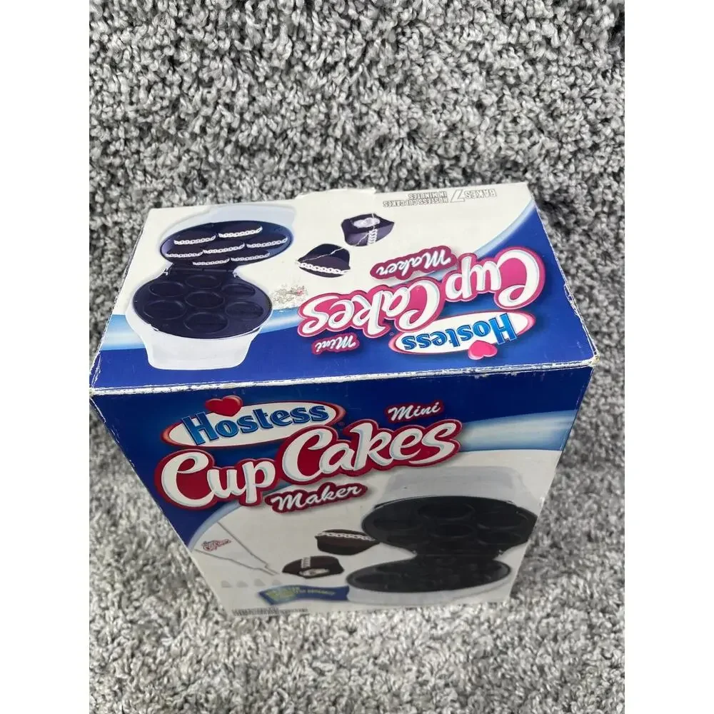 Hostess Mini Cupcakes Maker With Pastry Bag And Recipe Booklet