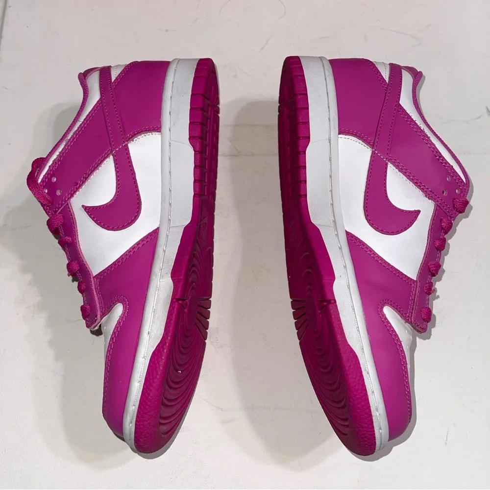 Nike minimal low