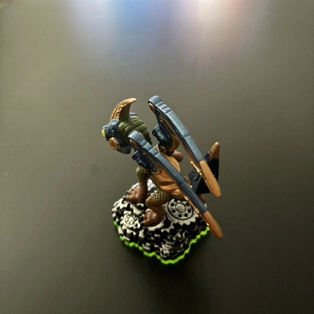 Skylanders see all