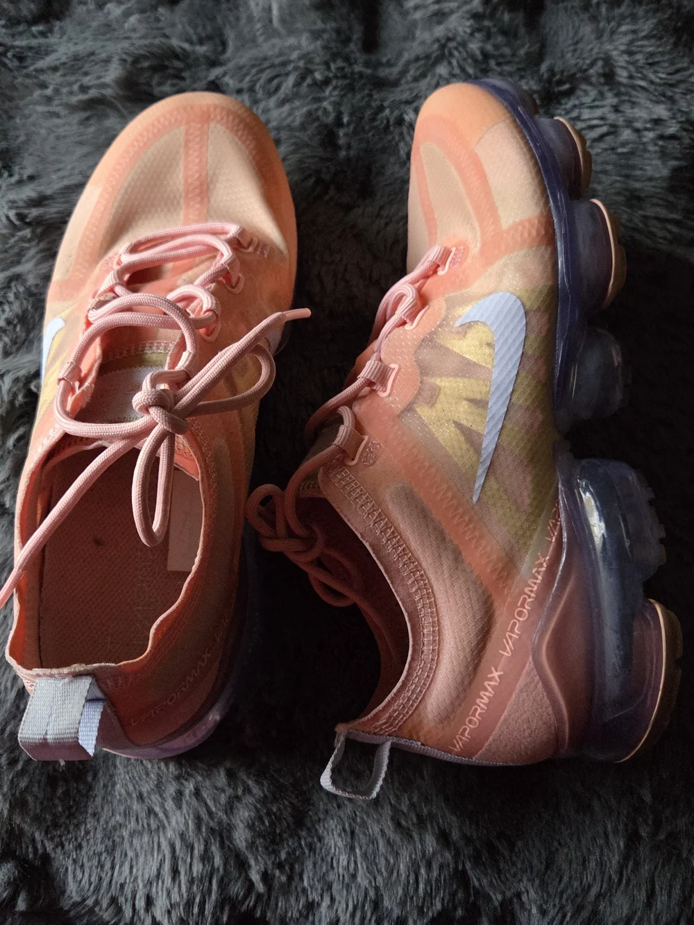 Nike colorful women