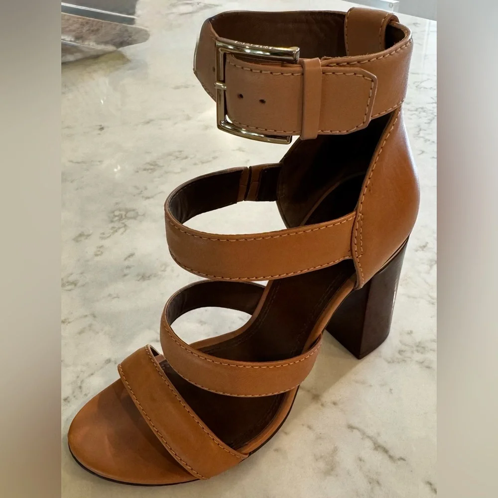 Tory Burch gently worn