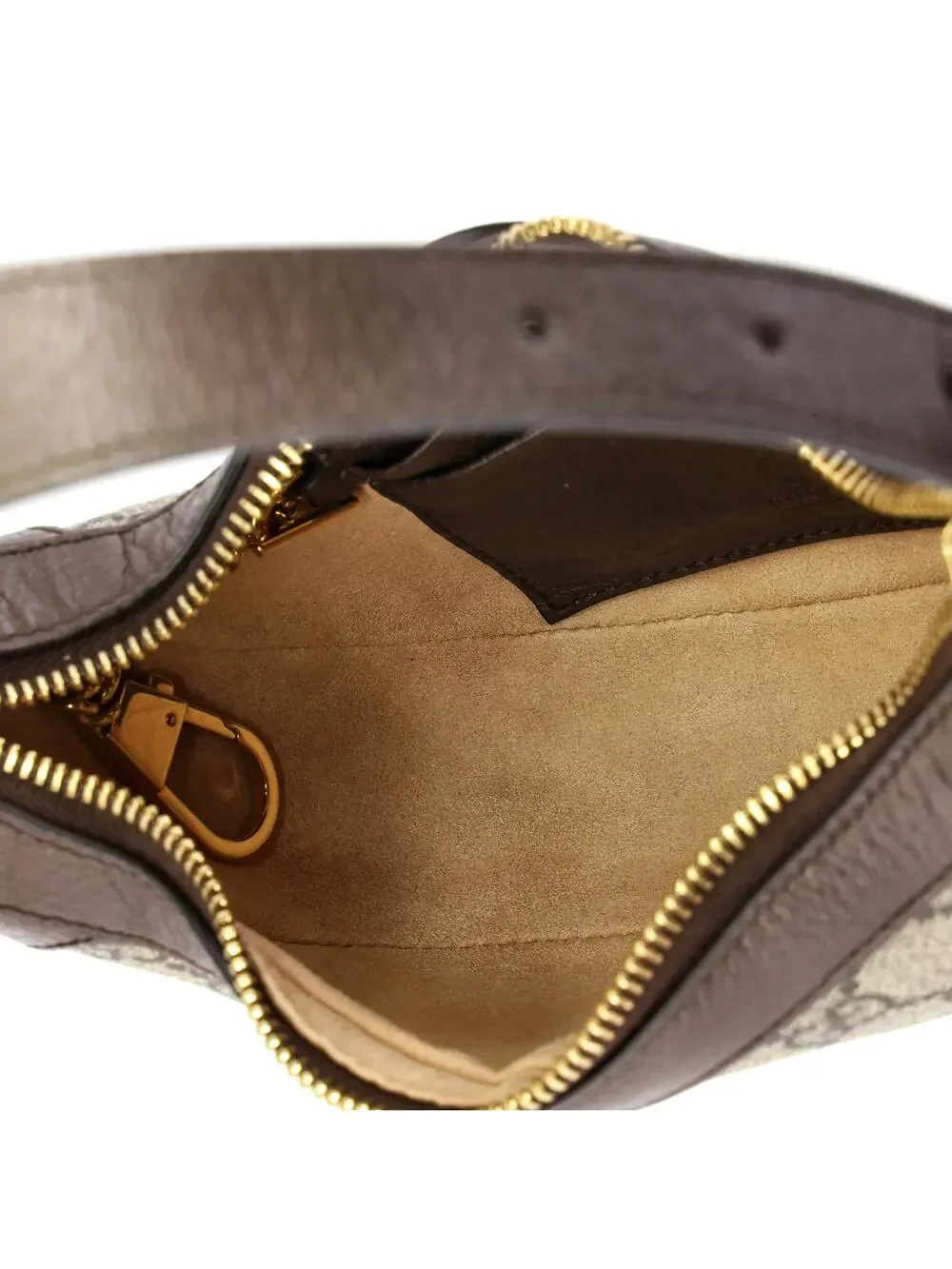 Gucci ease luxury