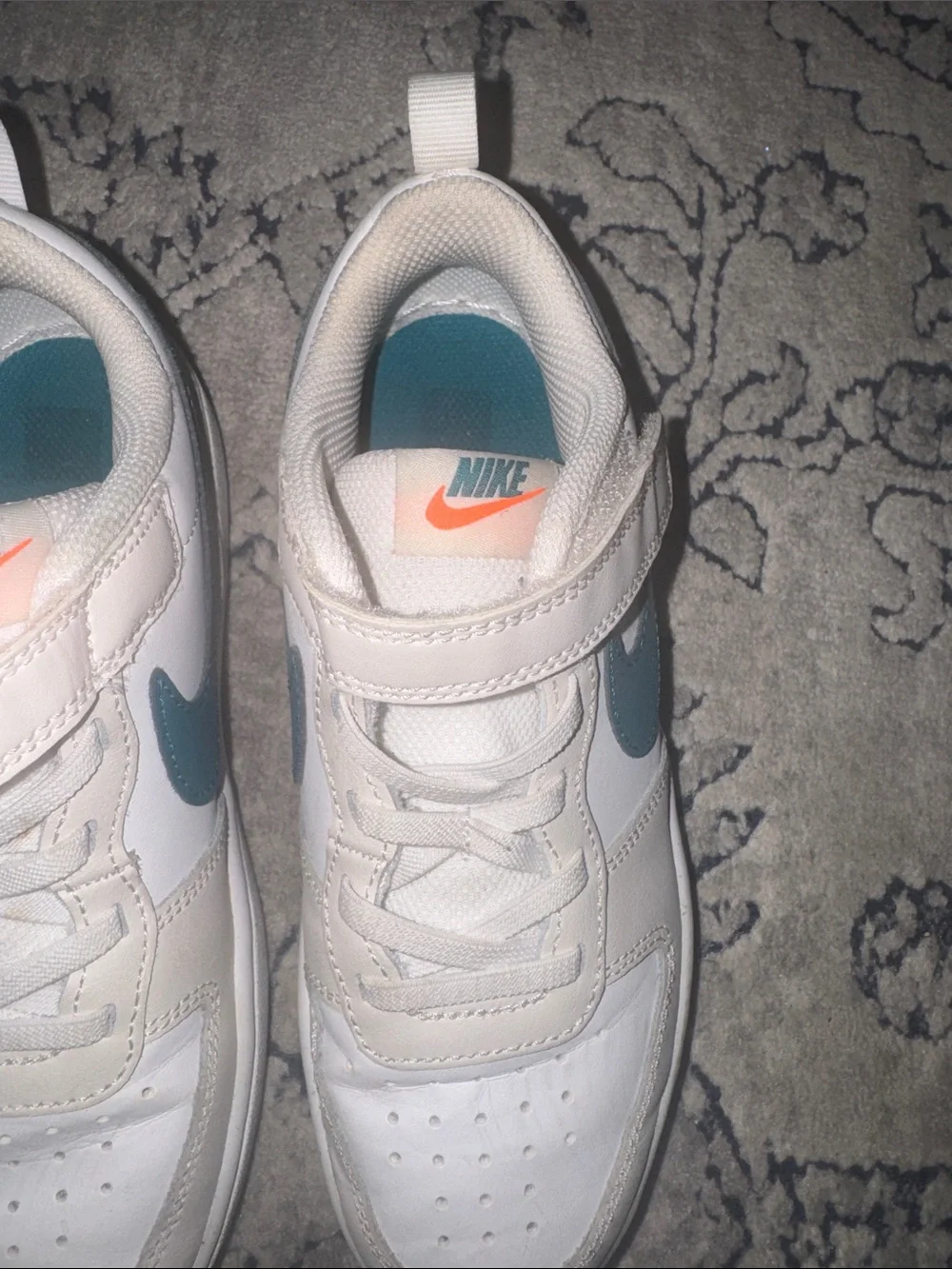 Nike classic kids