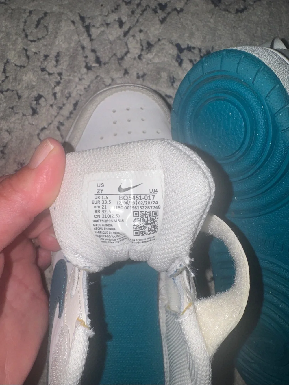 Nike classic kids