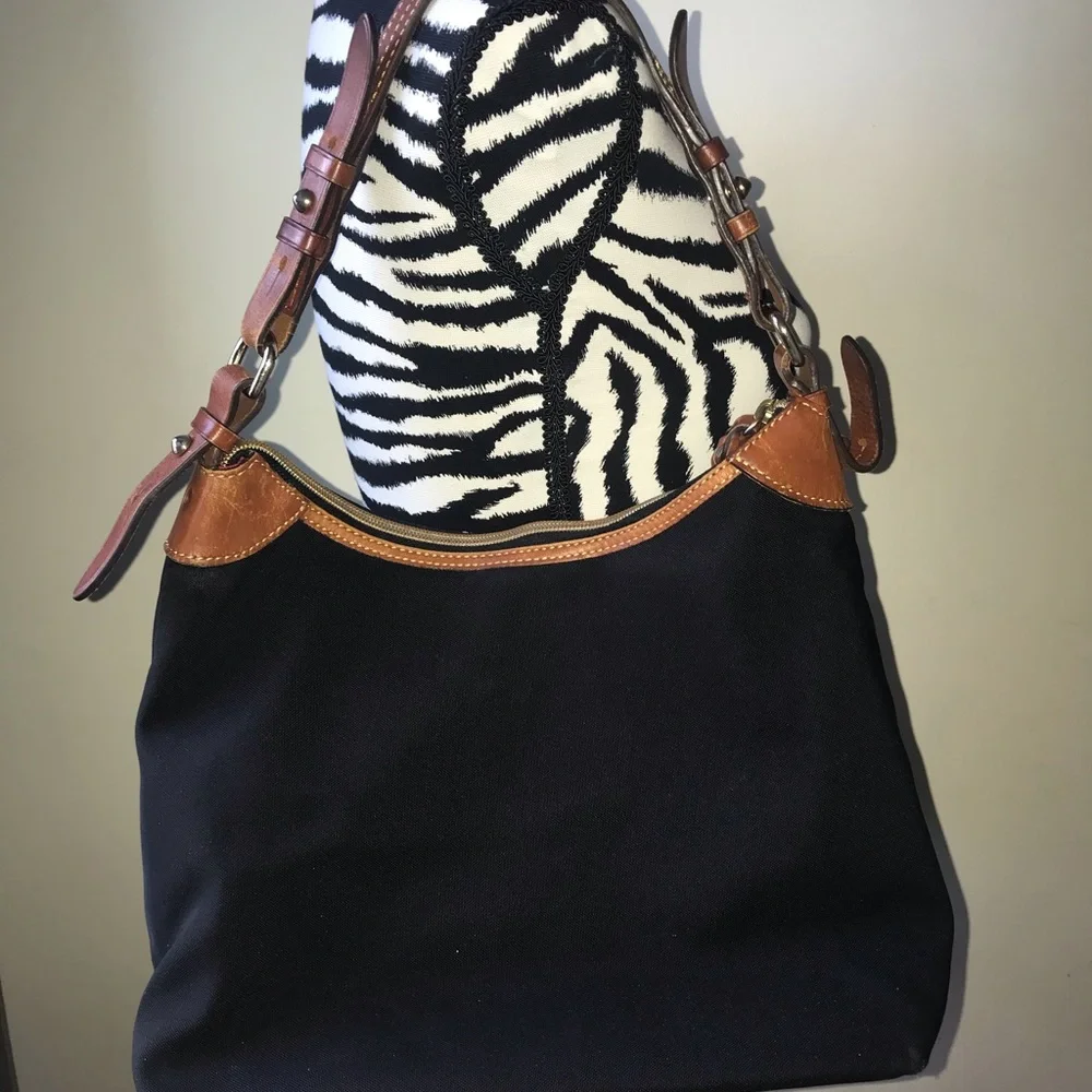 Dooney & Bourke dooney bourke