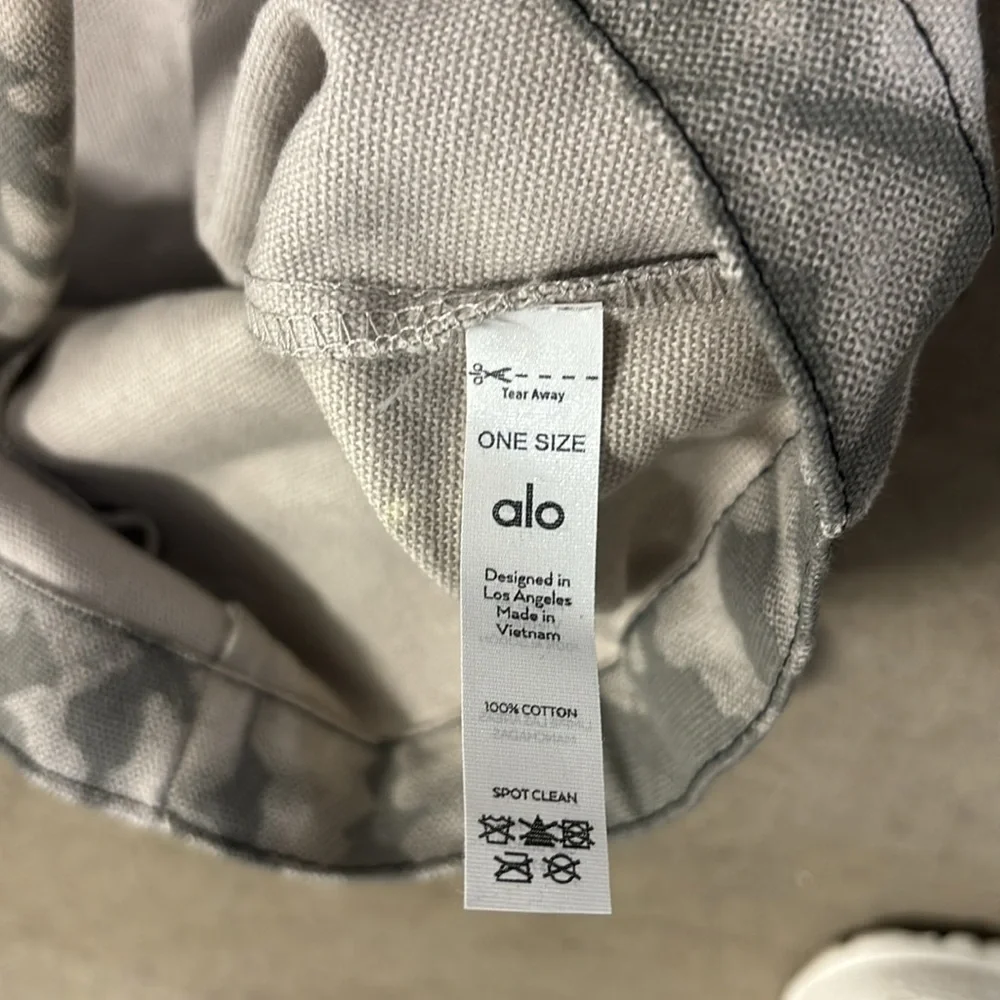 ALO Yoga questions leave