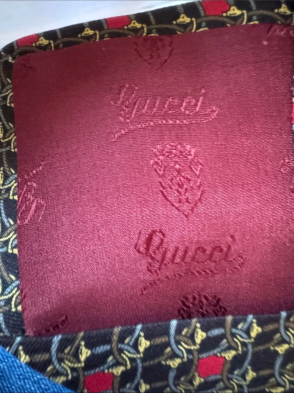 Gucci elegant silk