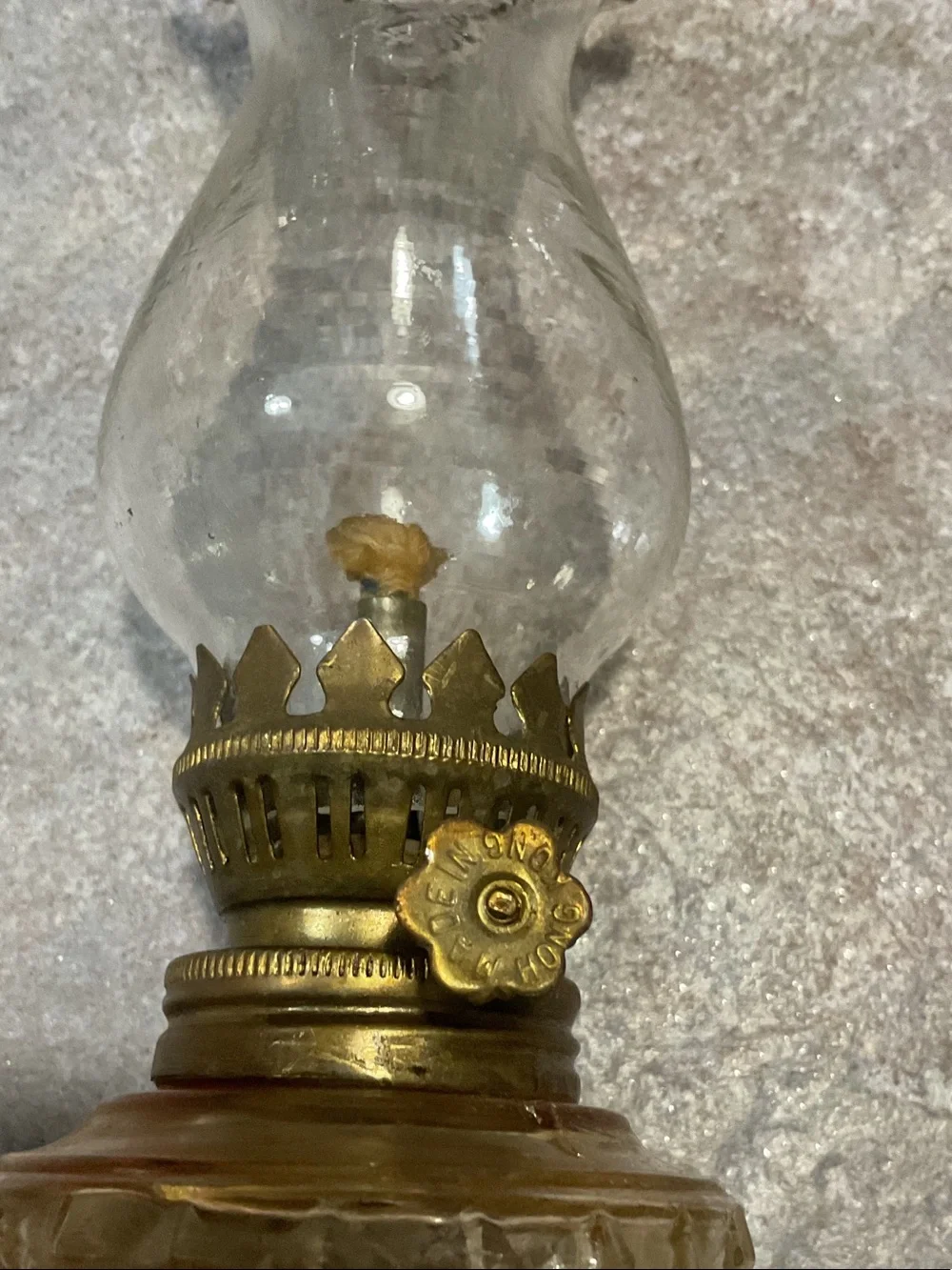 Vintage-Style Glass Hurricane Lamp - Clear and Pink