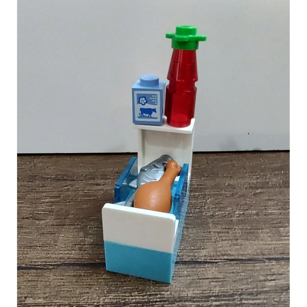 Lego Junior 10684 Supermarket Meat Fish Case Turkey Leg Grocery Store Display