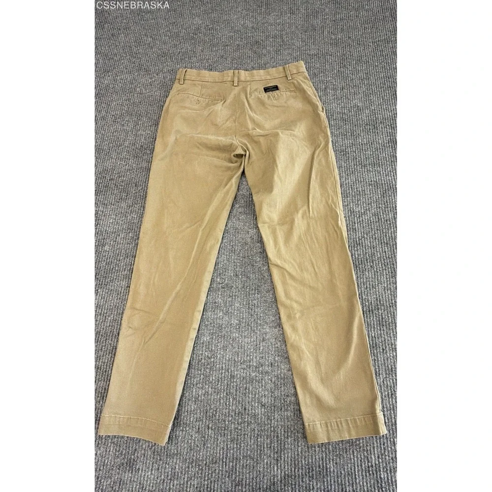 Banana Republic Men's Khaki Tan Mason Athletic Tapered Fit Chinos Size 32x32