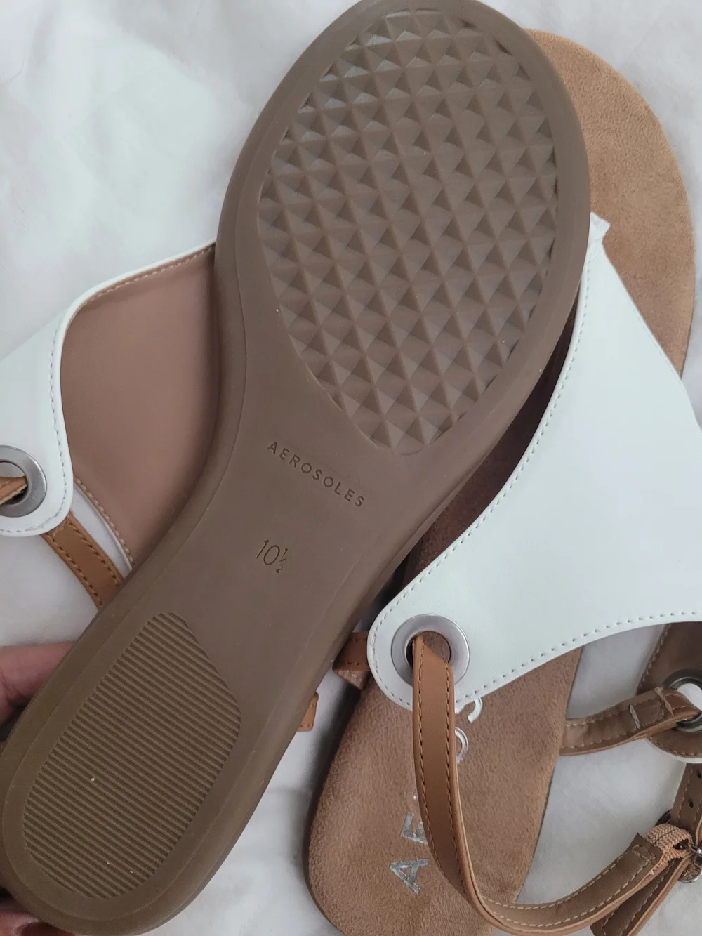 AEROSOLES classic thong