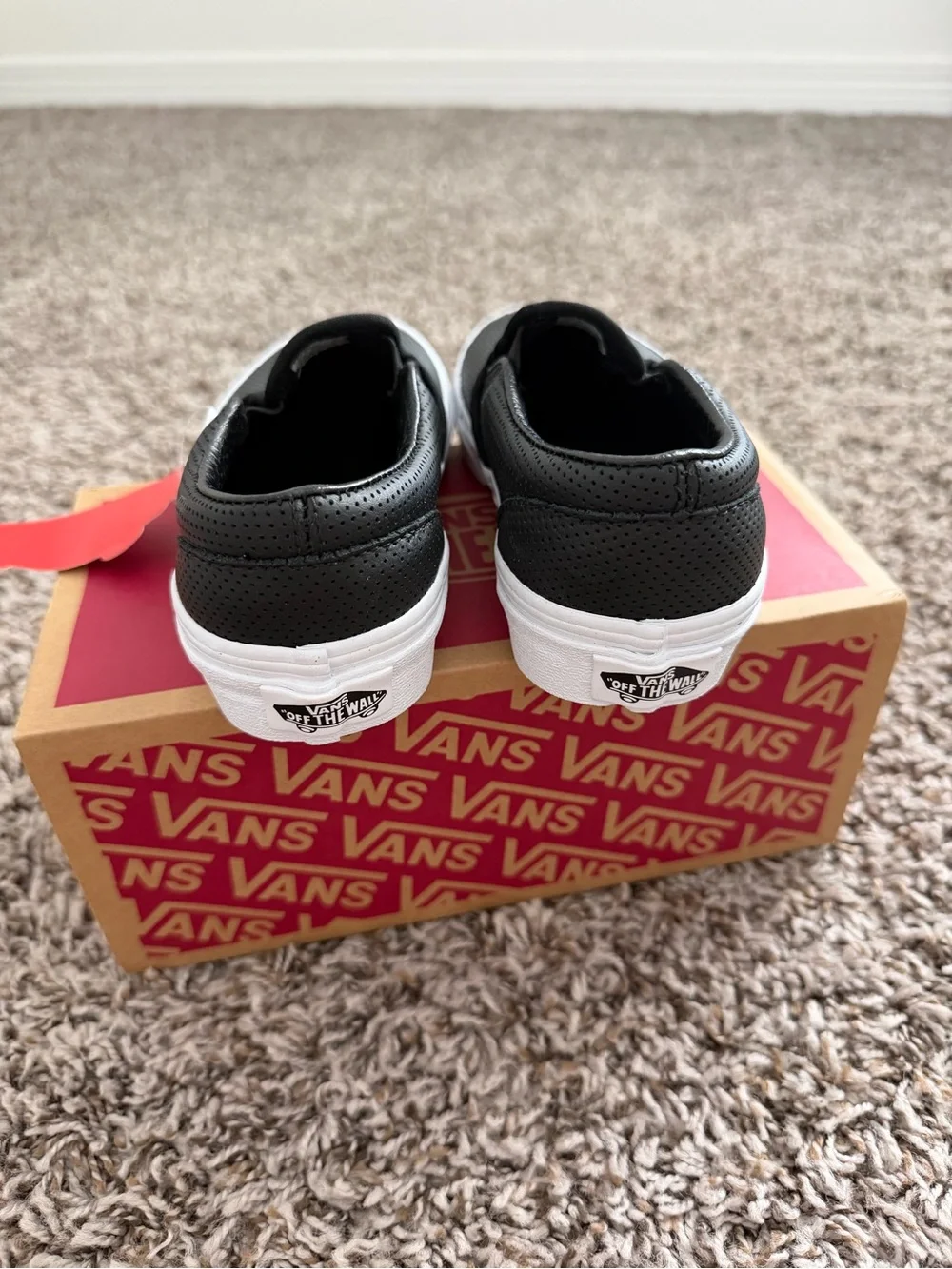 Vans kids classic leather slip on