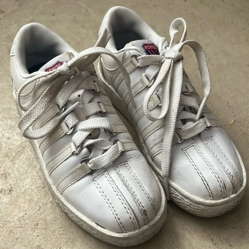 K-Swiss‎ classic kids leather white kids athletic shoes size 11