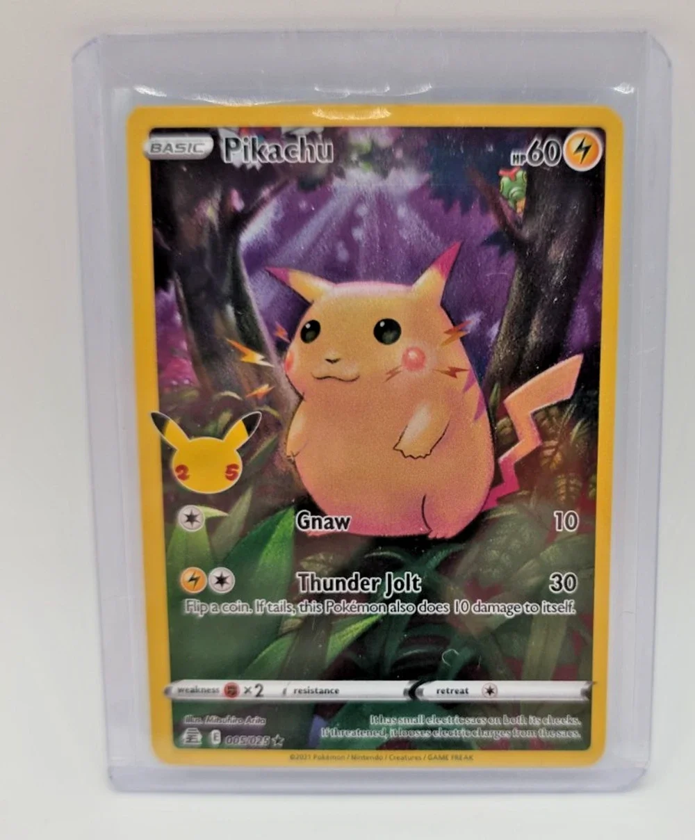 Pokémon Pikachu 005/025 Celebrations Holo
