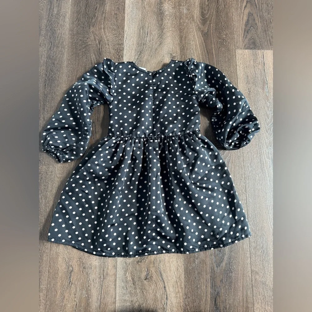 GAP black dress