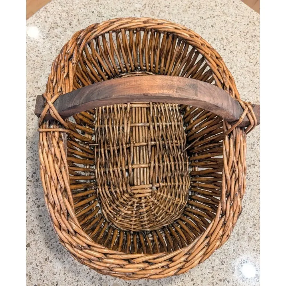 Vintage Wicker Market Basket Tote Large Oval Wood Handle Rustic Patina 21
