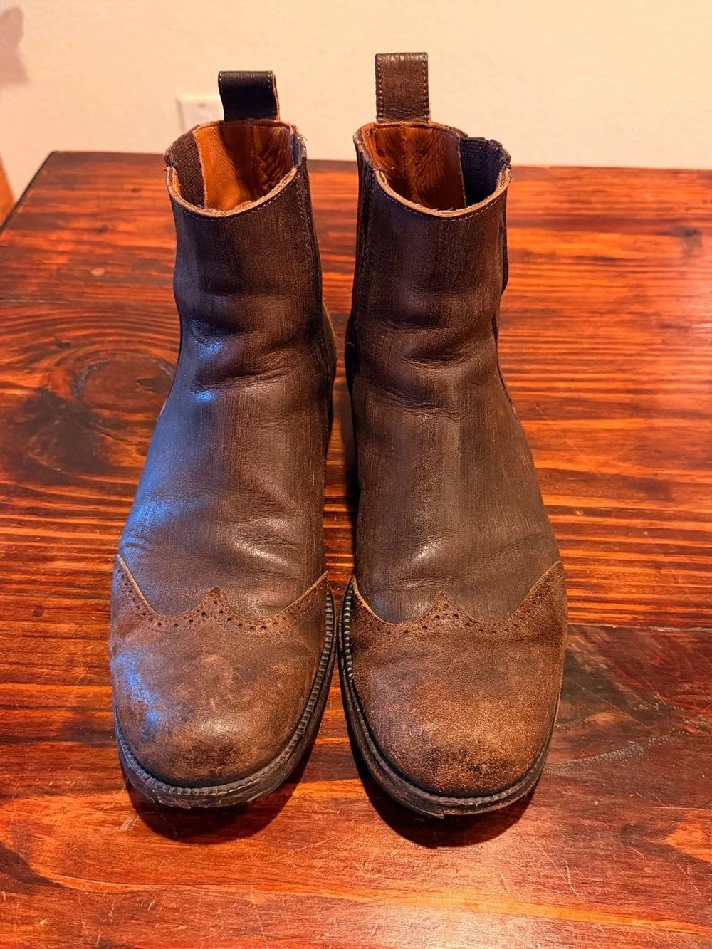 N/A or leather varvatos