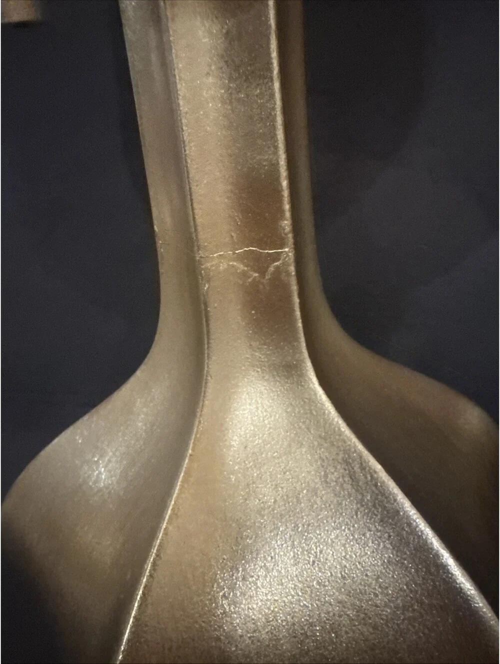Modern Gold Table Lamp Living Room / Bedroom 26” Tall Read