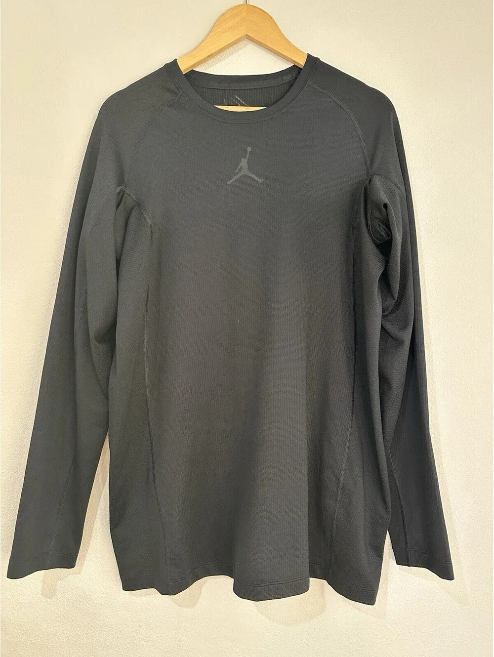 Jordan clean look shirt