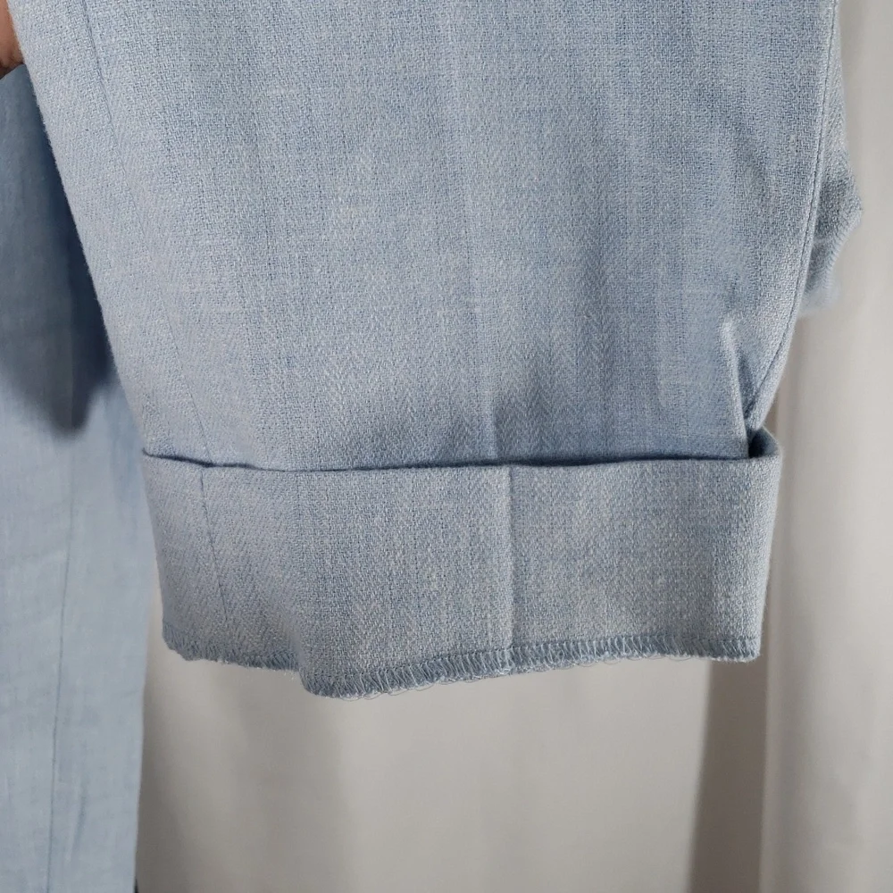 Banana Republic lightweight refined