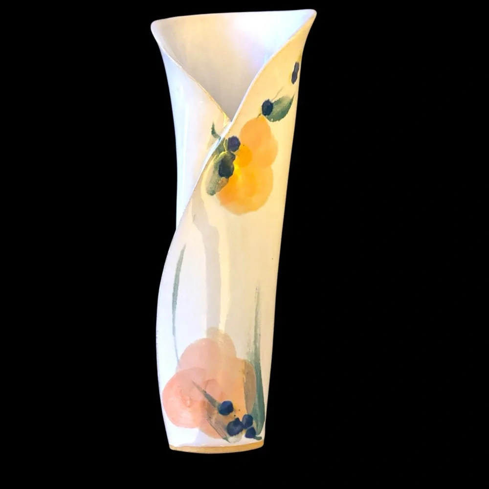 Sibylle Handmade Vintage Studio art Vase with yellow flowers-Excellent condition