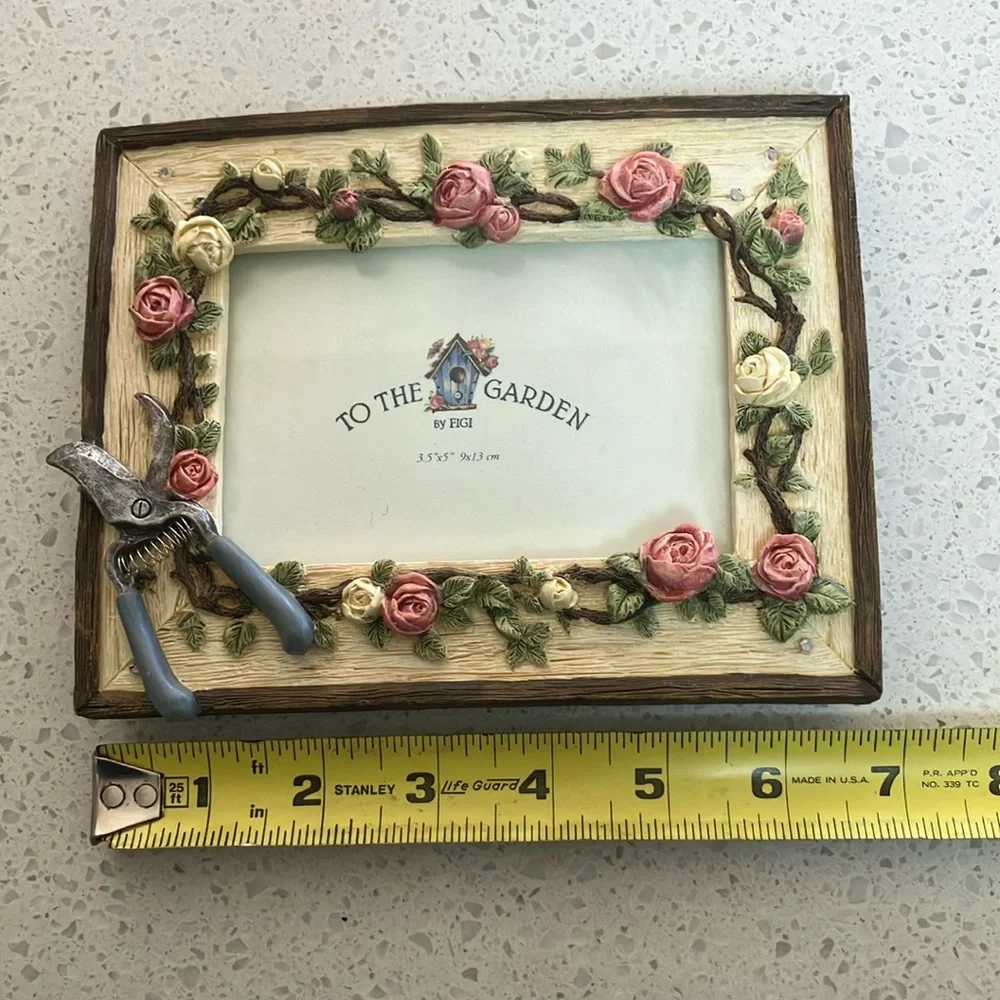 Resin Cottage Floral Ornate Rose Garden‎ Frame NEW FIGI GRAPHICS SAN DIEGO