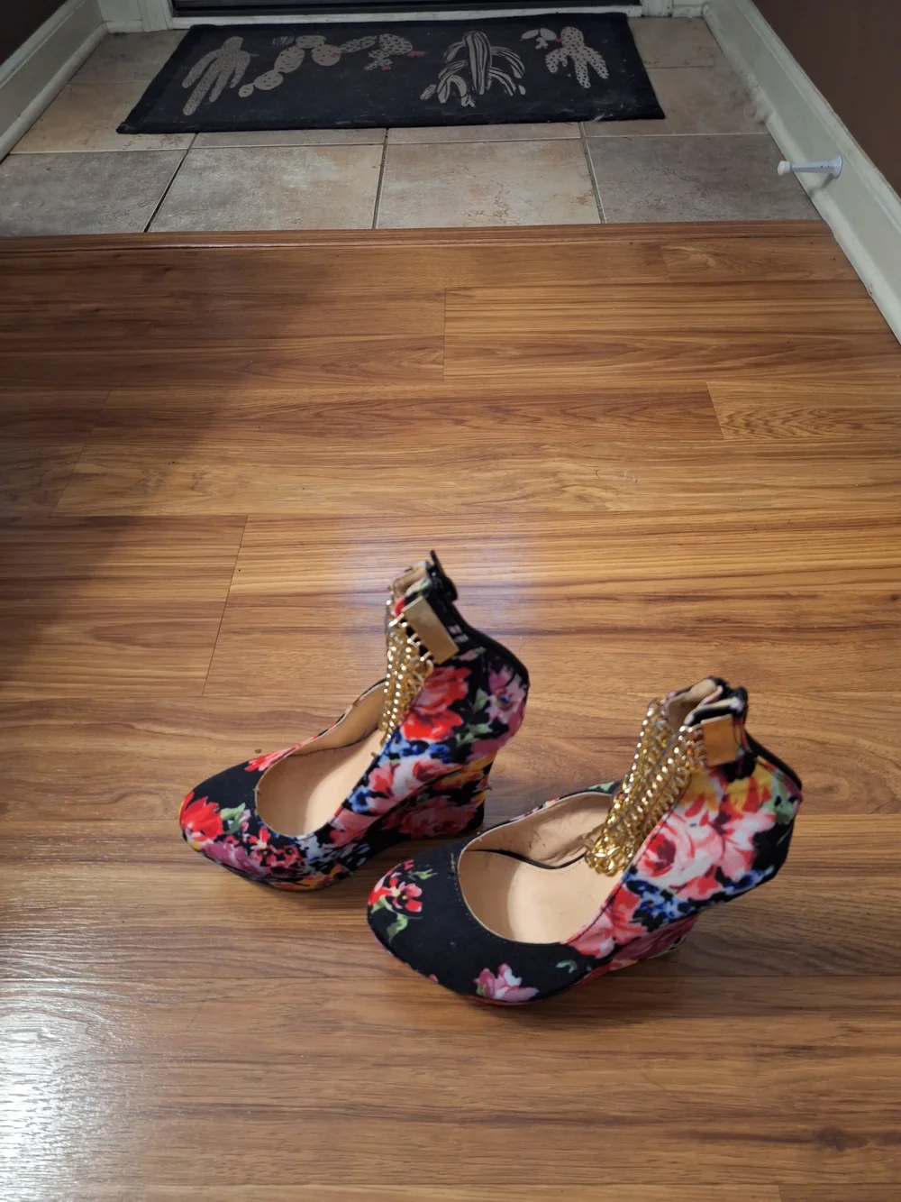 Jubilee black floral