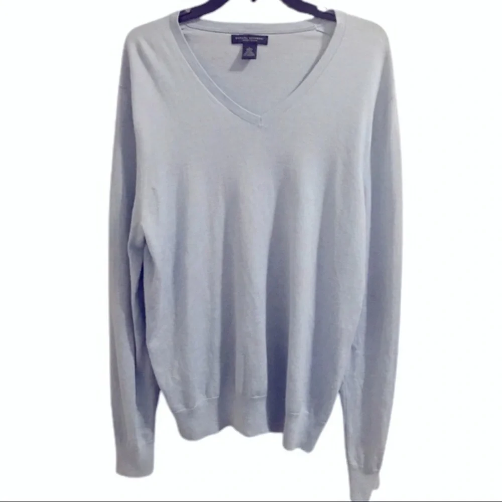 Banana Republic flaws pit