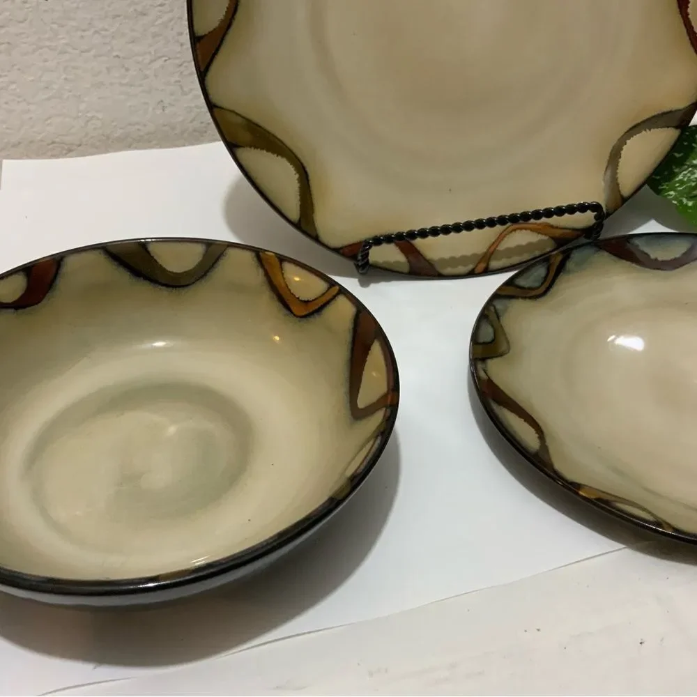 Pier 1 excellent preowned