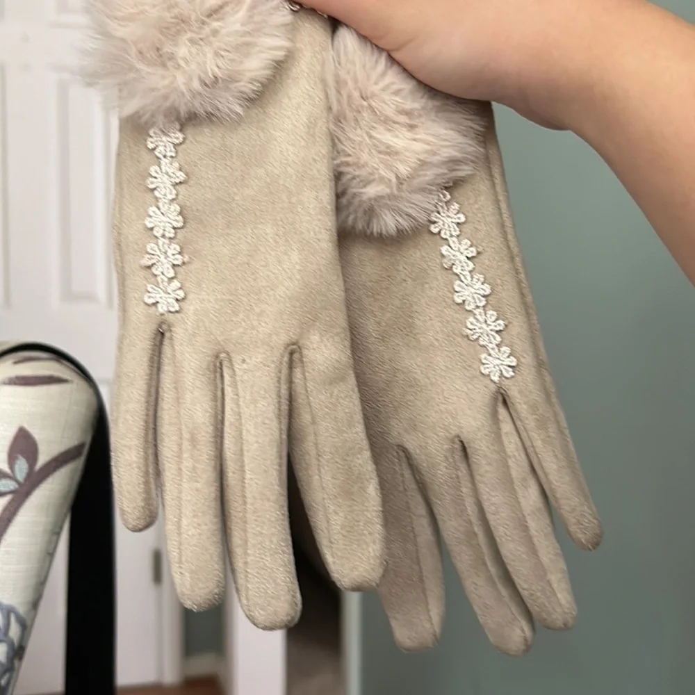 N/A faux fur