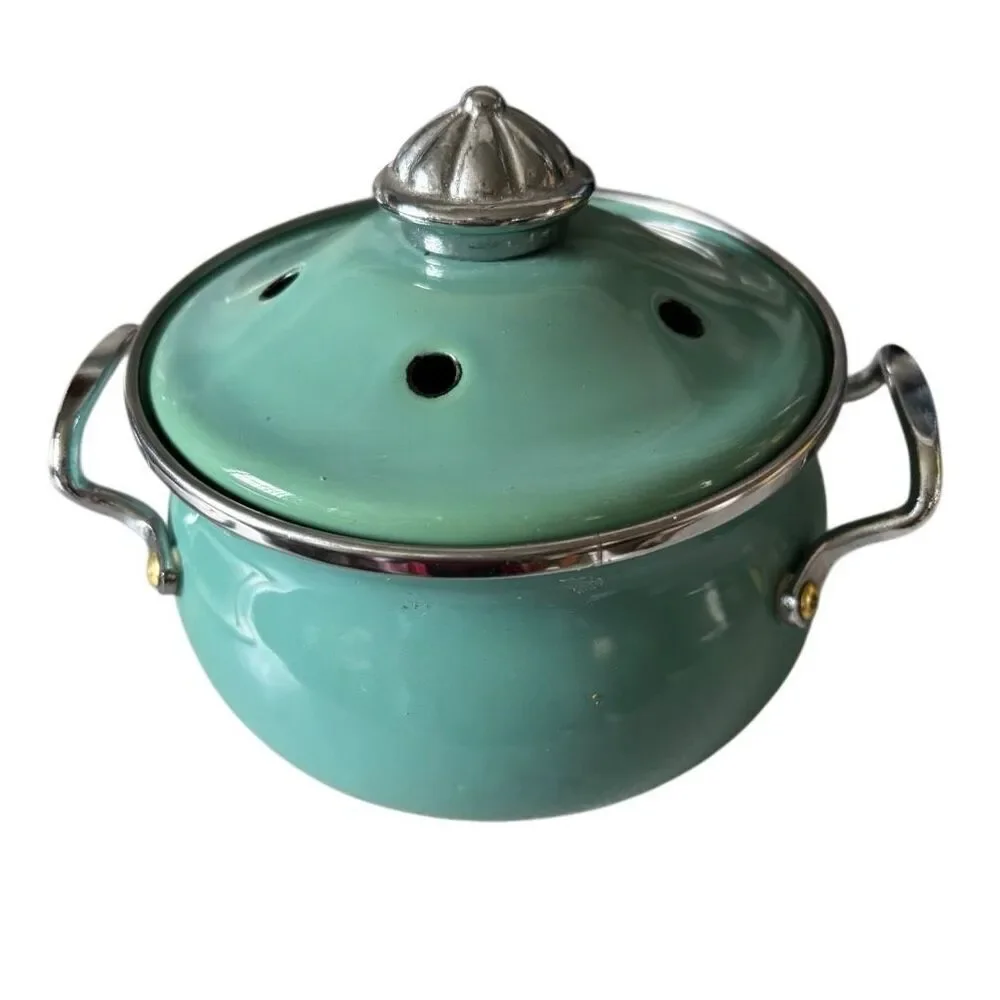Vintage Lincolnware 5” Pot With Lid