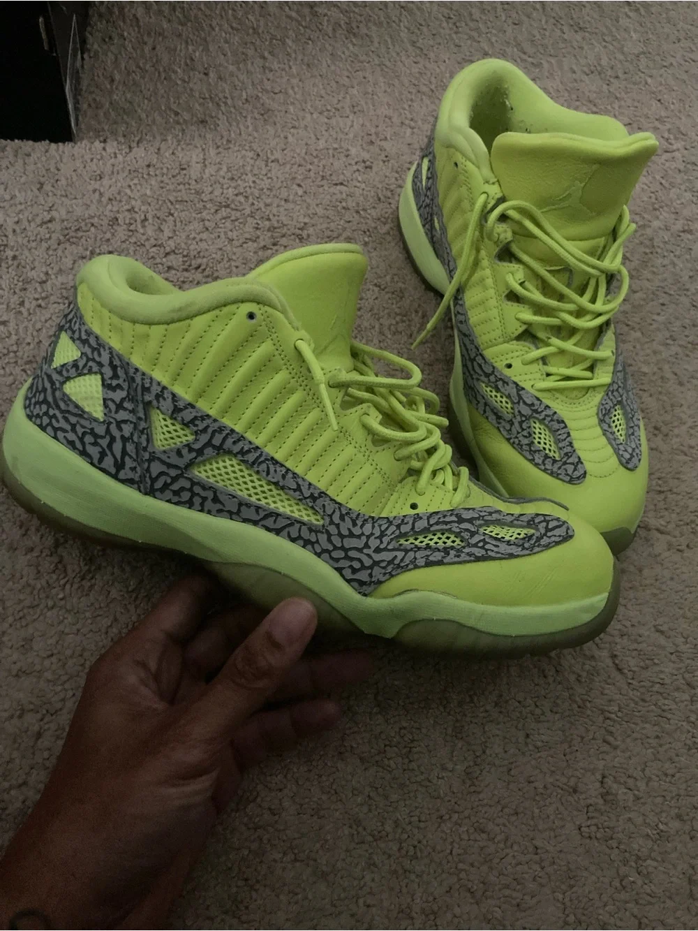 Jordan bold neon