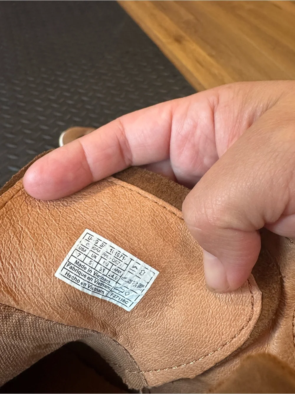 UGG stylish ankle