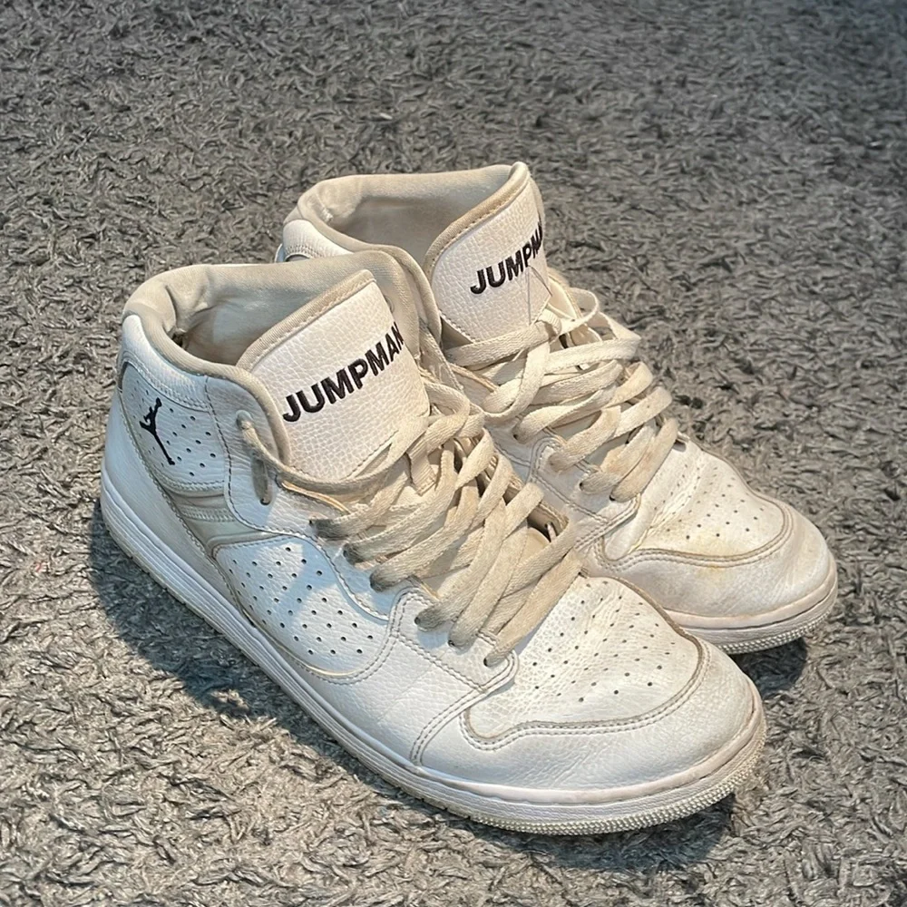 Jordan classic nike
