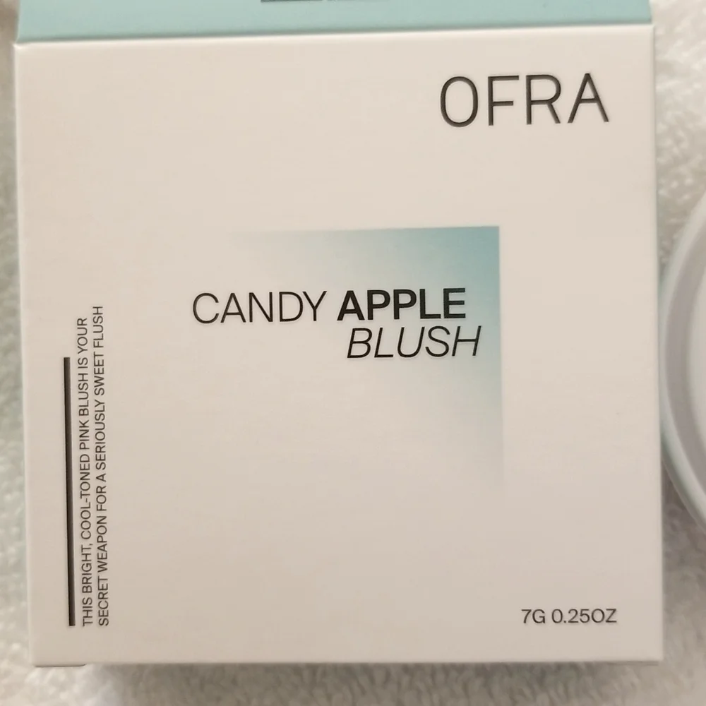 Ofra Blush In Candy Apple