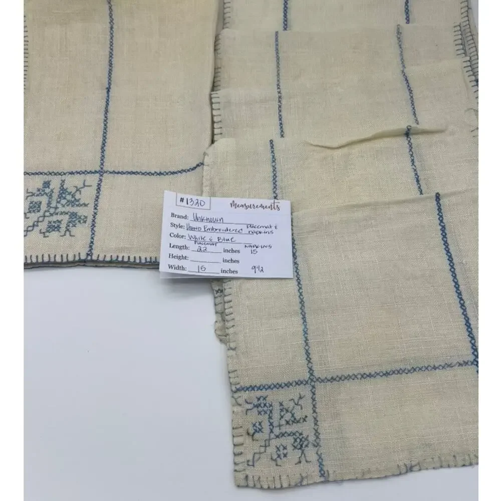 Vtg Set Ivory Blue Hand Embroidered Farmhouse Kitchen Placemat 5 Napkins Linens