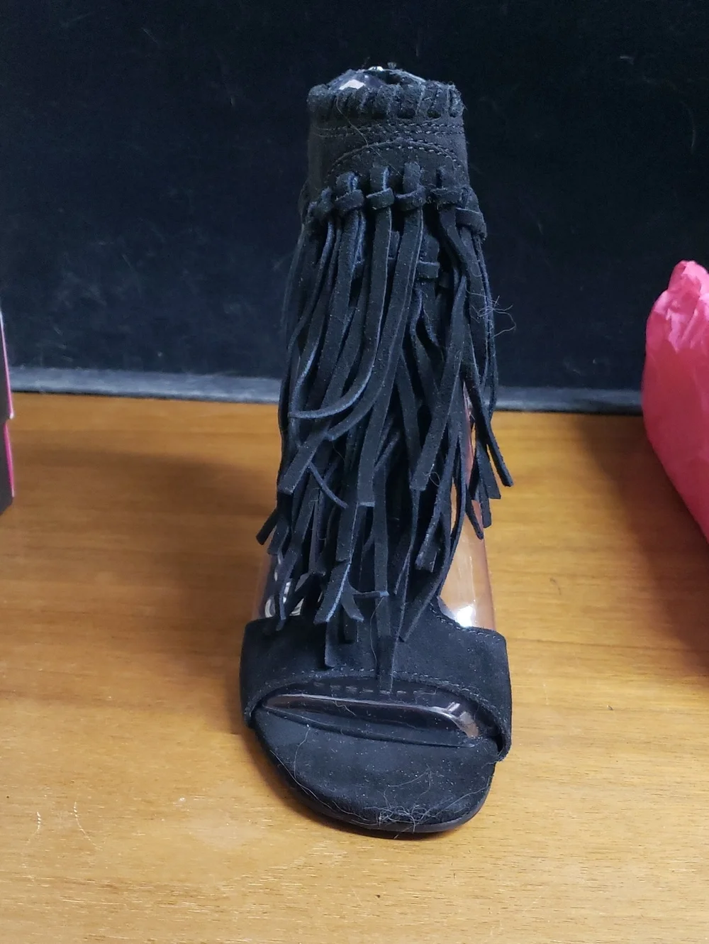 Chinese Laundry sleek black