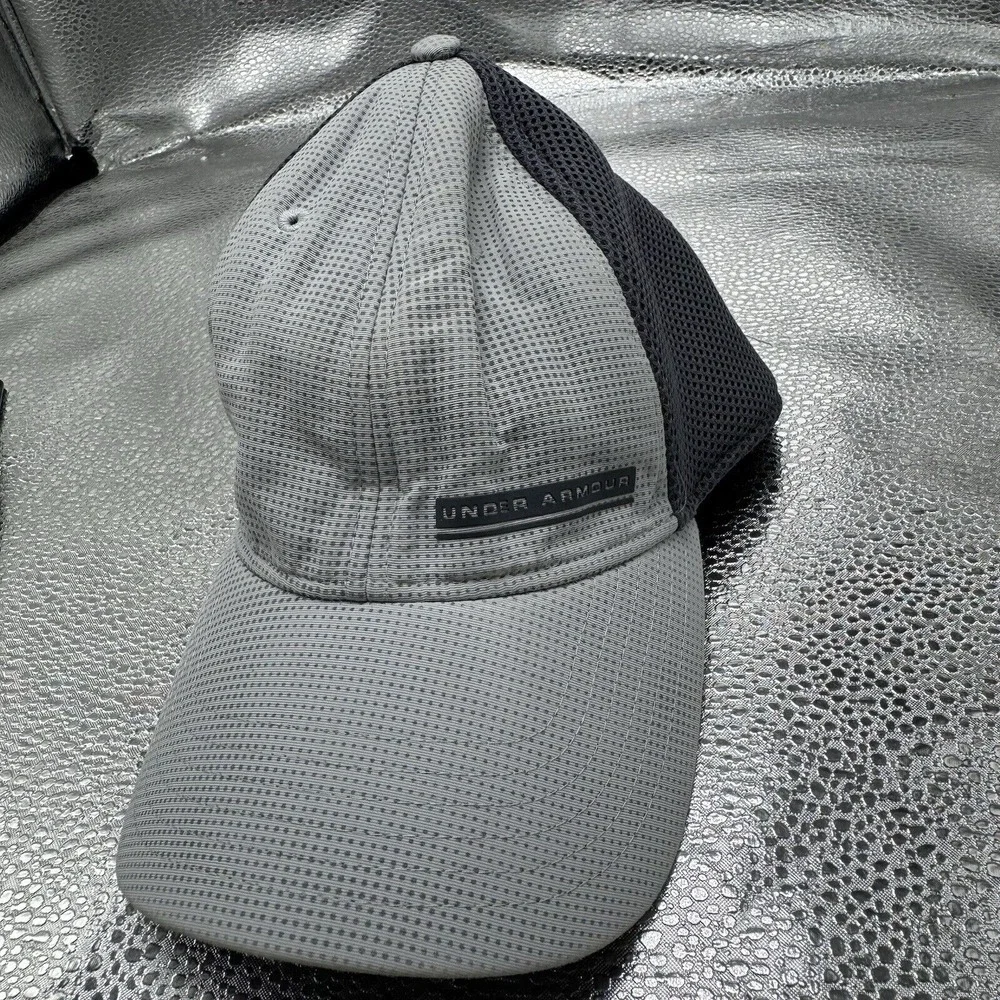 Under Armour Train‎ Spacer Mesh Cap Gray Athletic Hat Men's Size L/XL Polyester