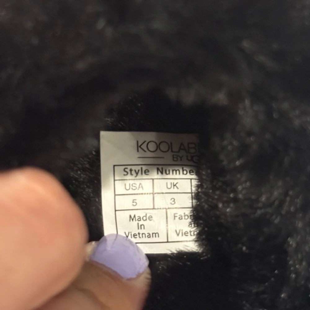 Koolaburra these black