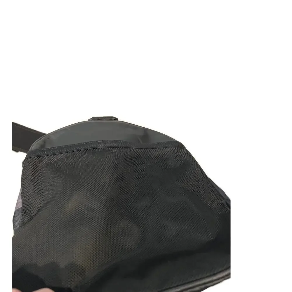 Nike brasilia black