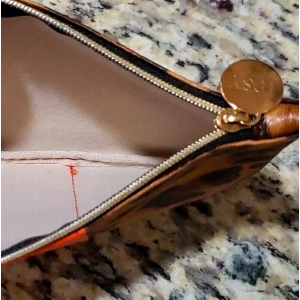 ipsy questions leave