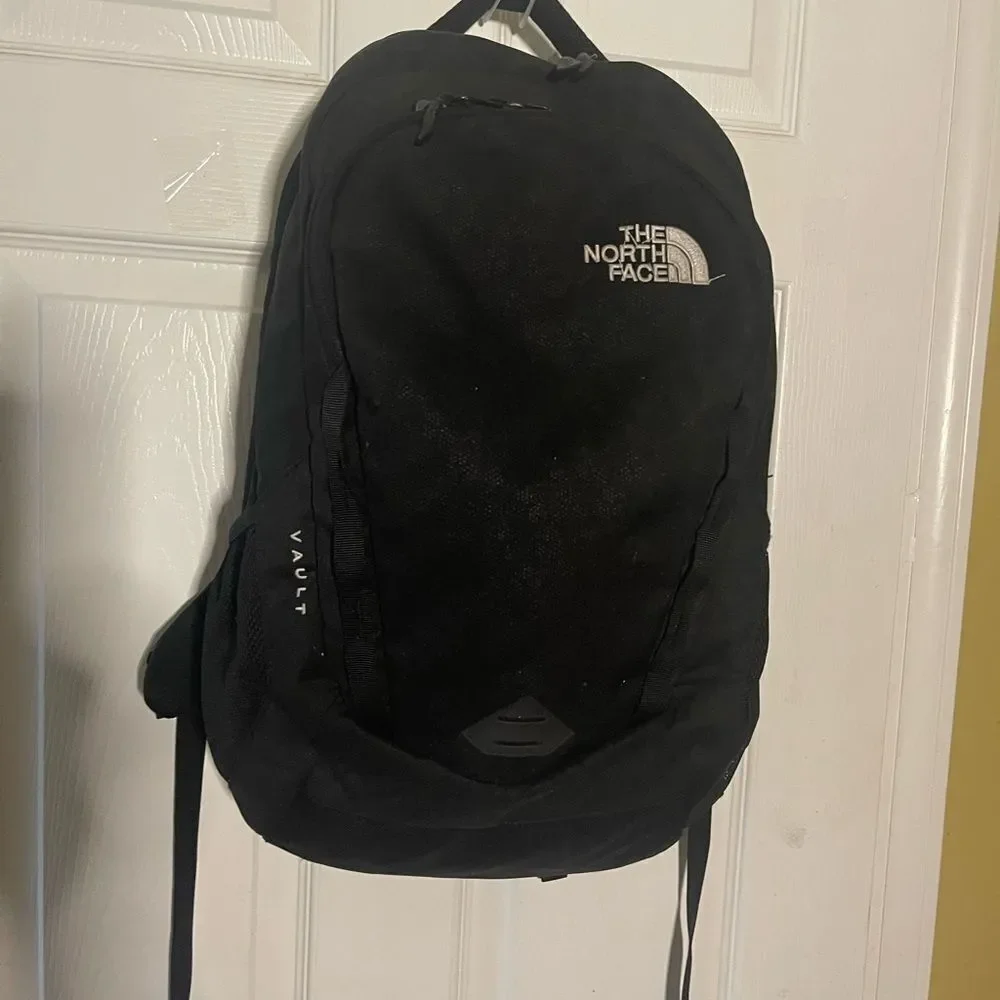 The North Face Unisex Black Vault Backpack