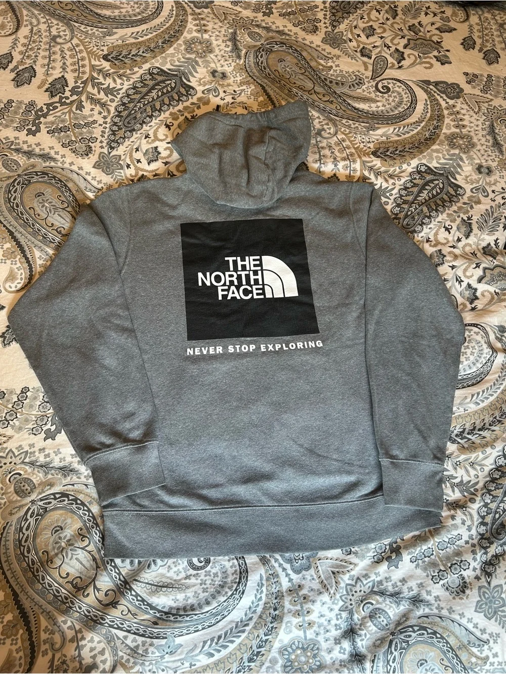 Men’s The North Face Gray Hoodie with Black & White Logo size M
