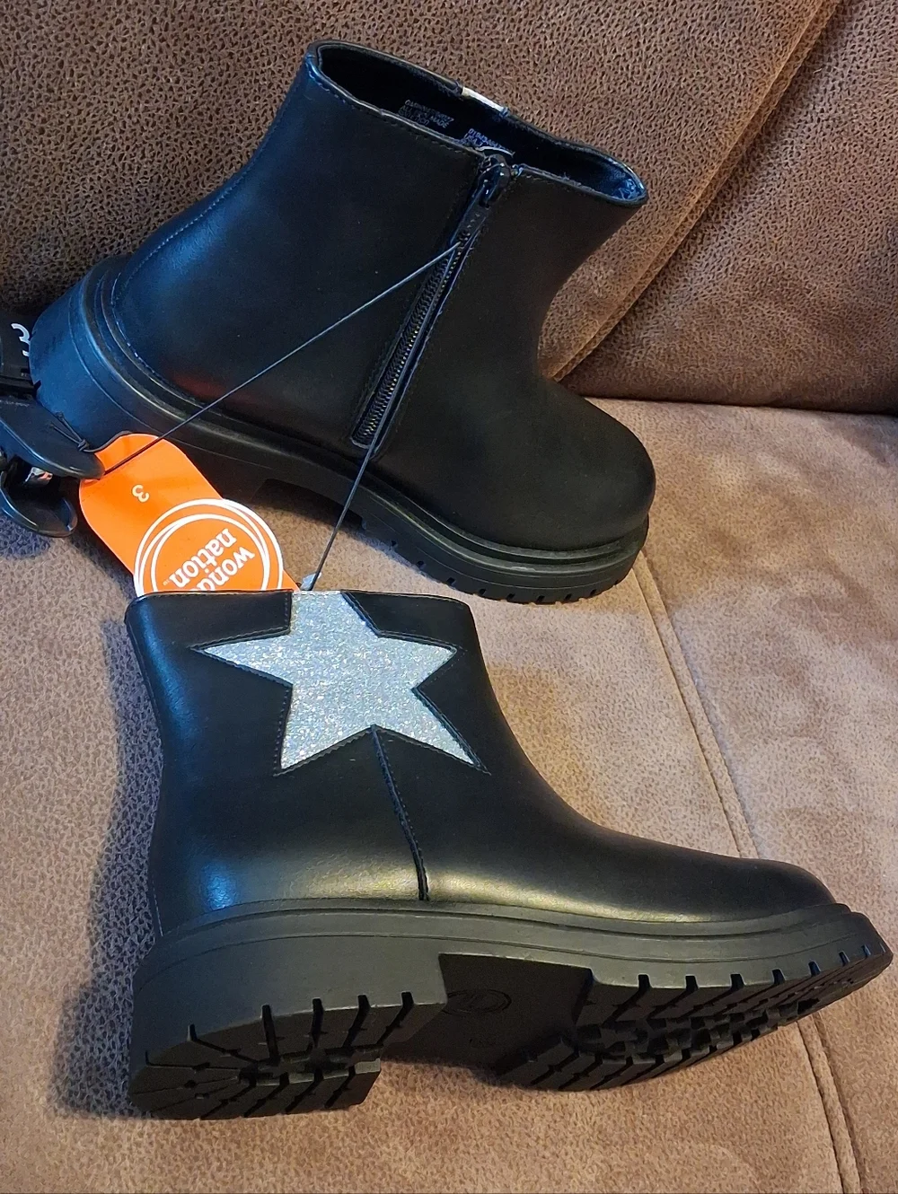 Wonder Nation Kids' Black Chelsea Boots With Glittery Star Accent Size 3