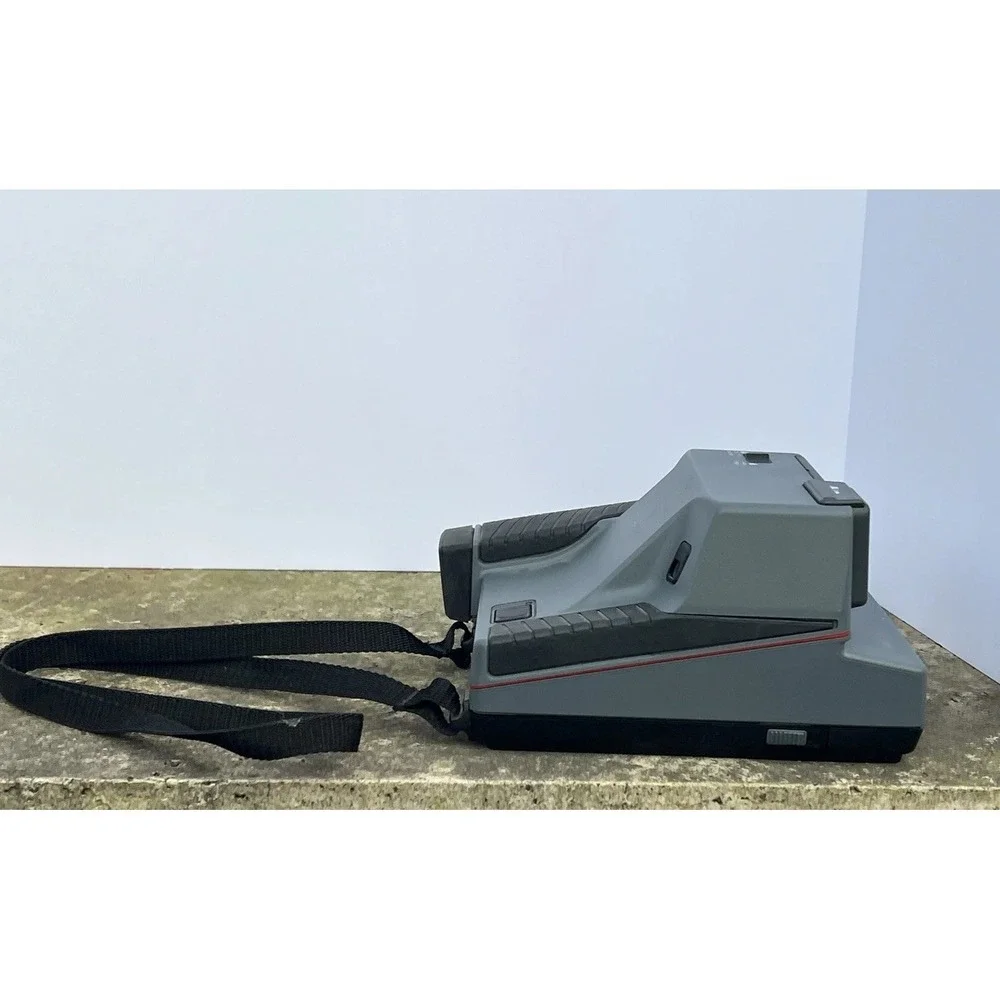Polaroid impulse camera