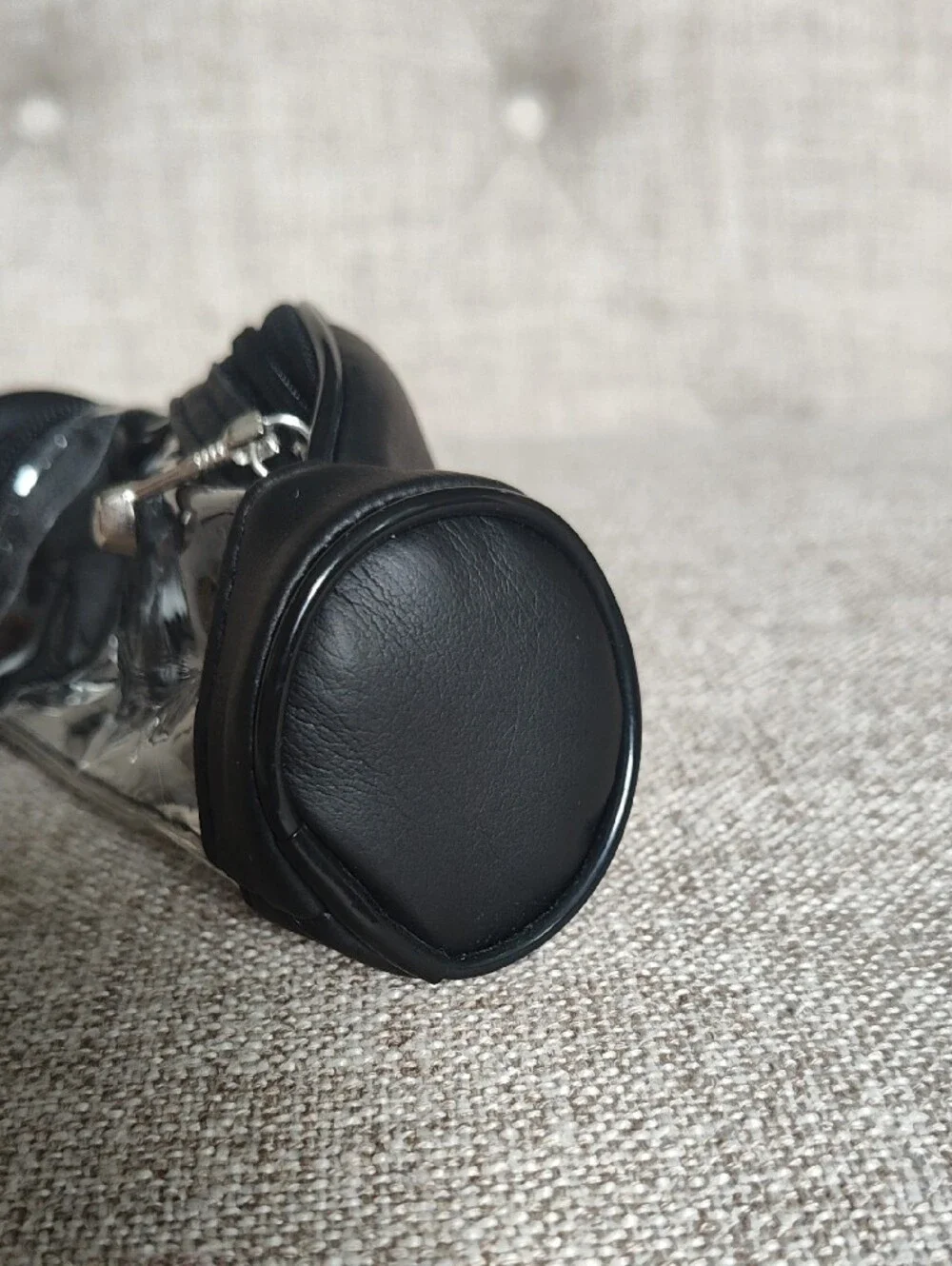 Source Unknown compact clear
