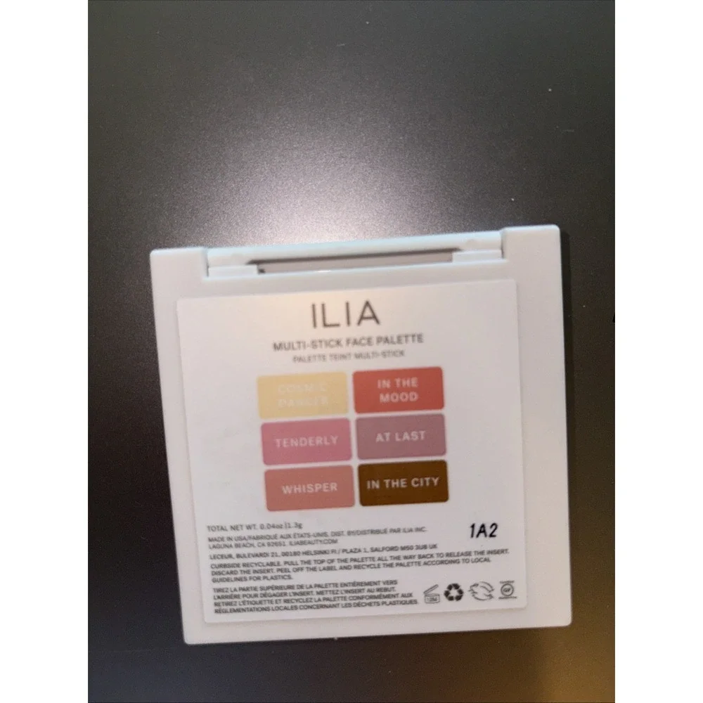 ILIA The Ethereal Baked Face Palette Bronzer Highlighter & Blush ‎ READ