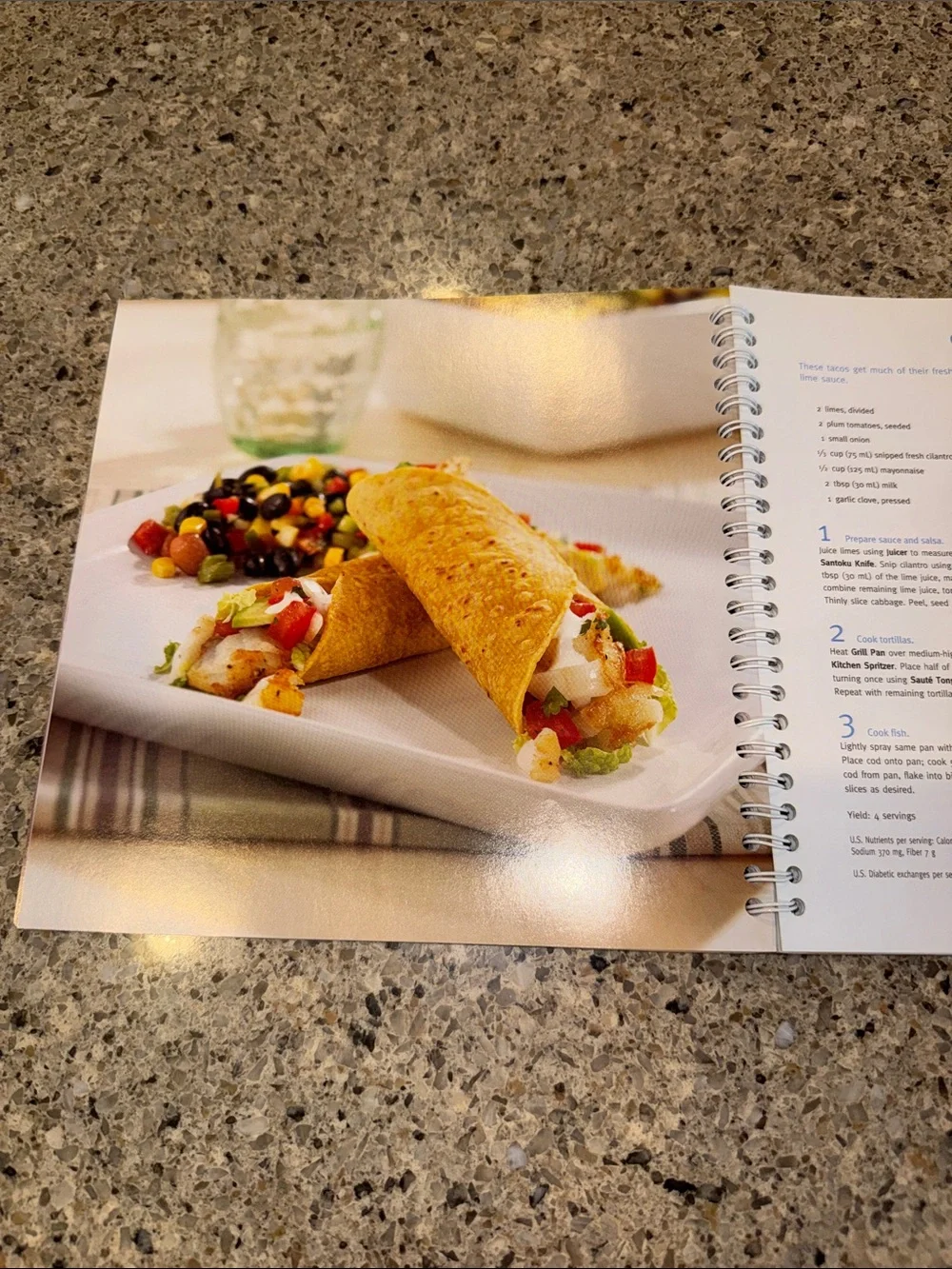 The Pampered Chef 29 Minutes to Dinner Volume 2 Cookbook - White & Green Cover