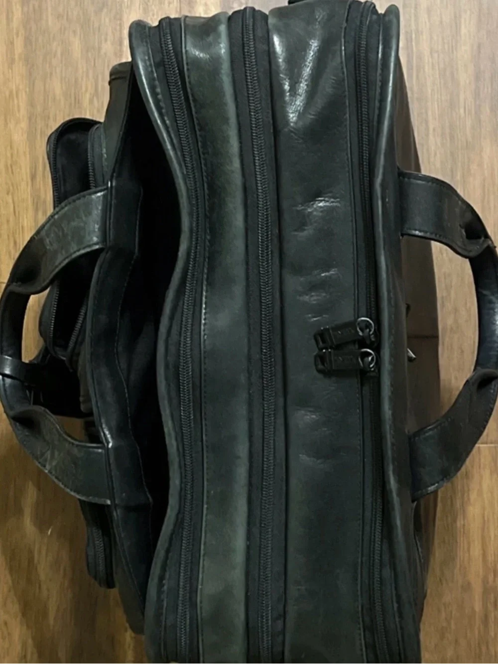 Tumi alpha black